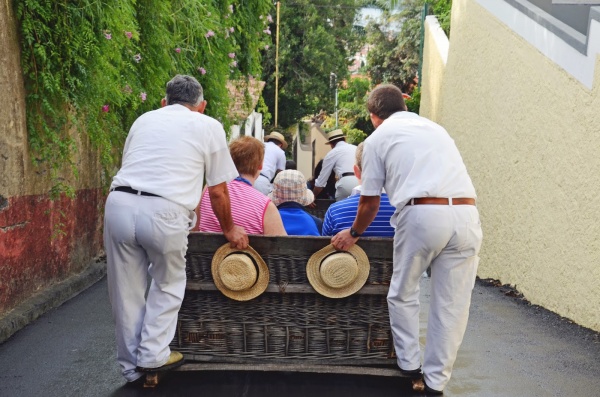 The “old-fashioned” toboggans, the most amazing transportation available The “old-fashioned” toboggans, the most amazing transportation available